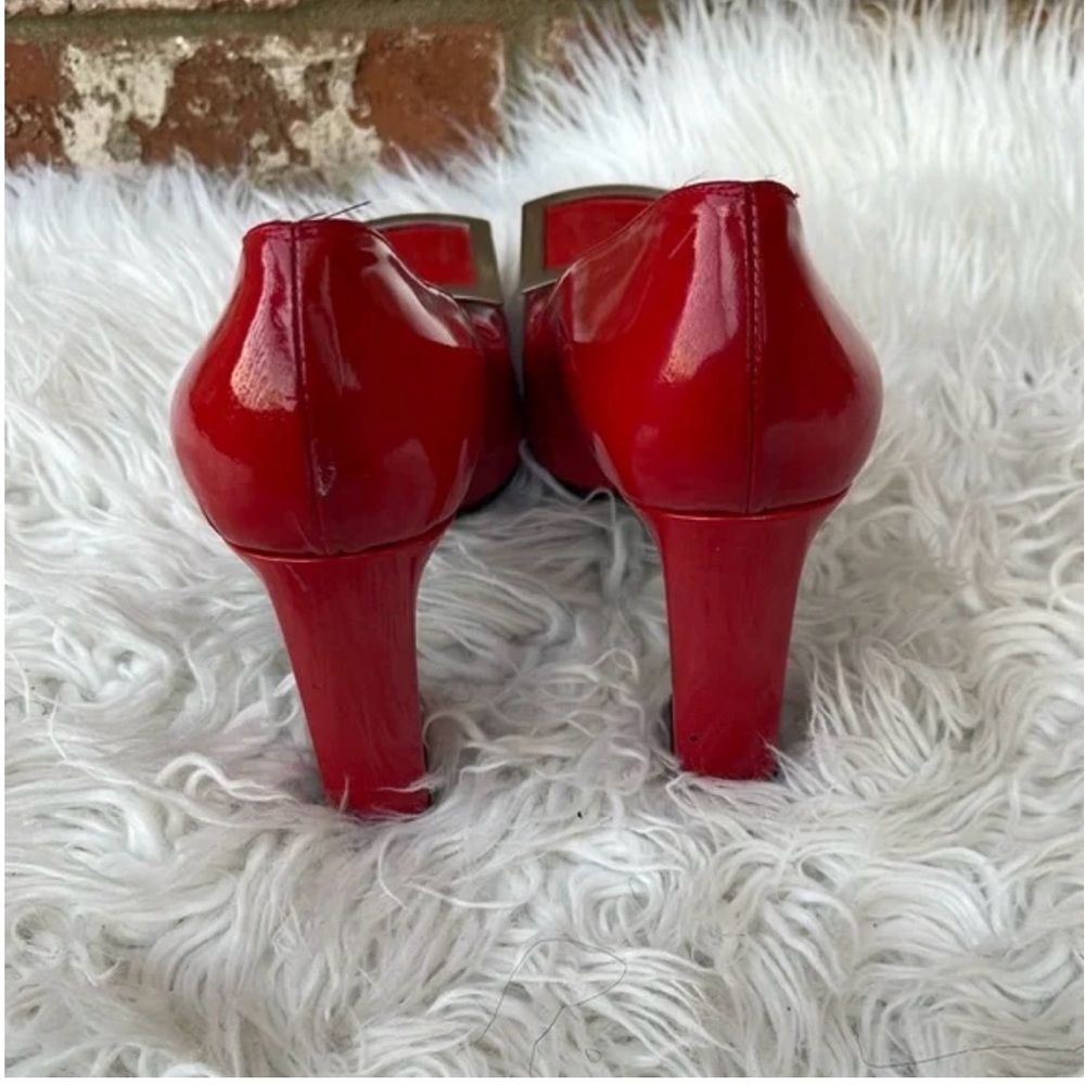 Yves Saint Laurent Red Patent Leather Heels 6.5. - Picture 3 of 8